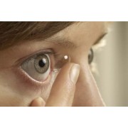 Як контактні лінзи покращують зір?